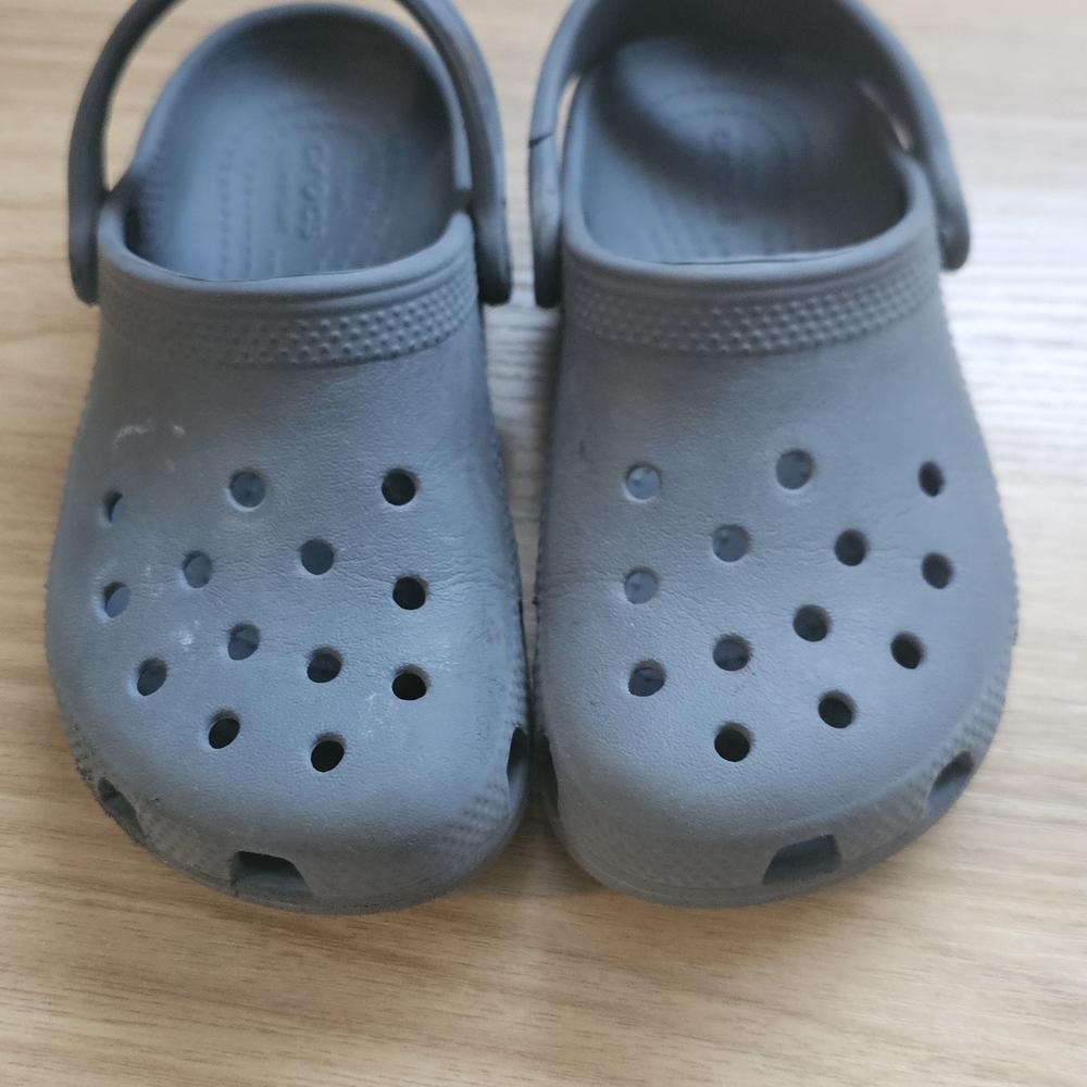 CROCS Gray Sandals with Classic Design and Durable Sole